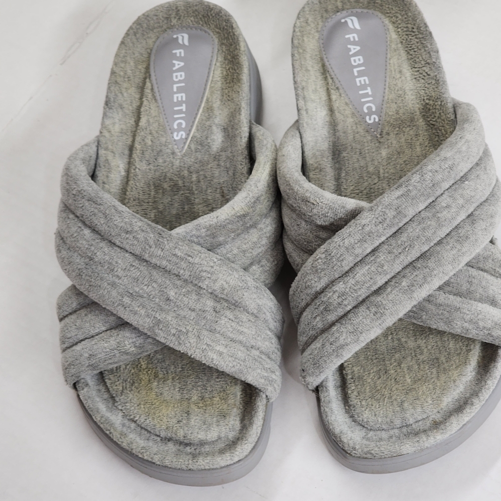 Fabletics Soft Gray Women's Slippers